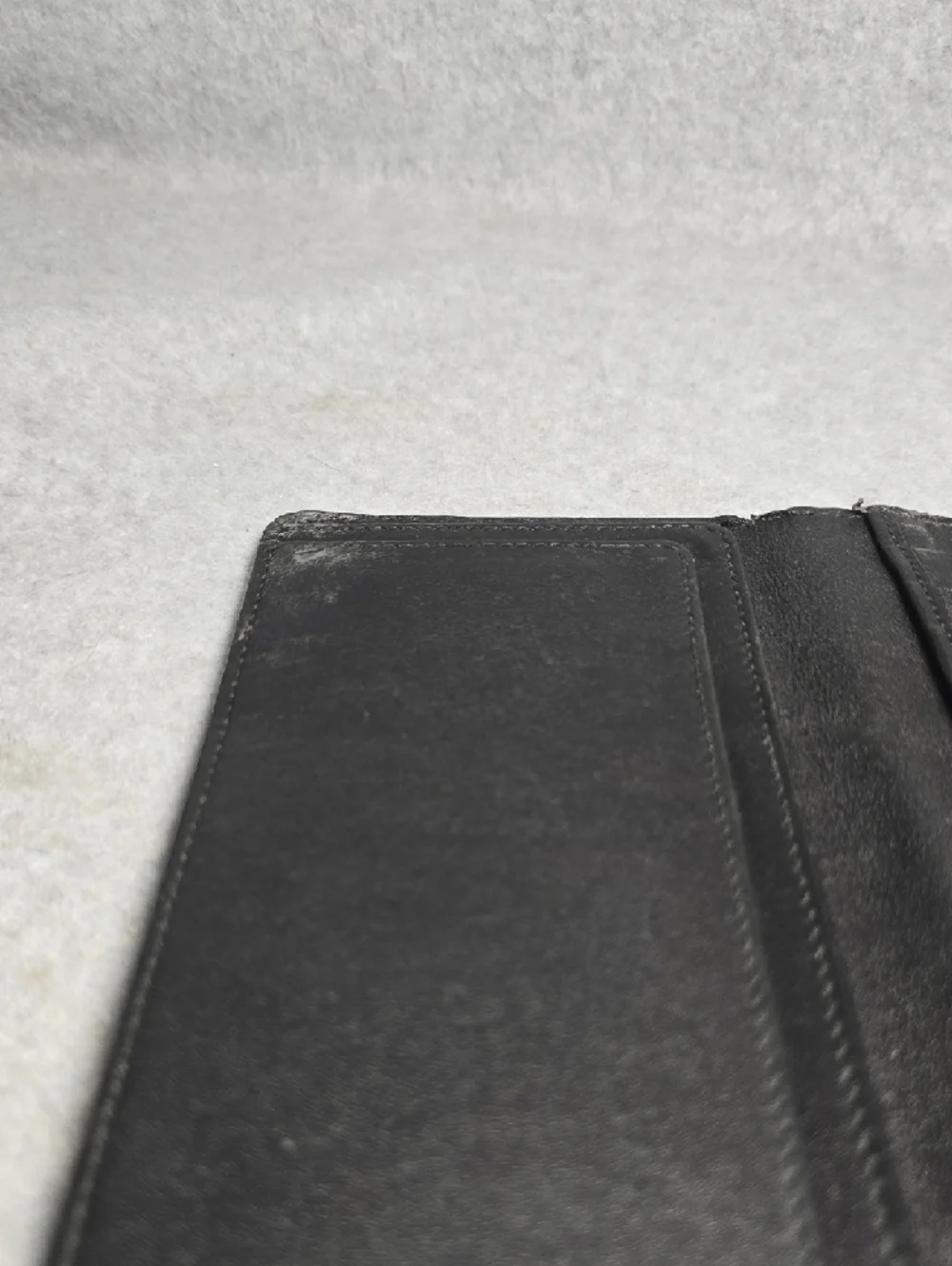 Gucci Guccissima Black Embossed GG Leather Long Wallet Vintage